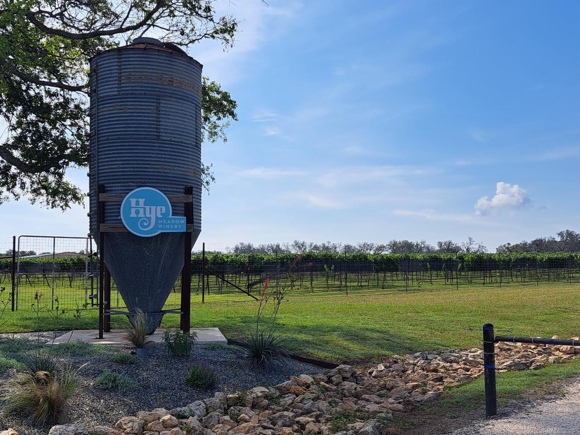 The Container Retreat @ 290 Wine Trail #10 Welcome Friends! Hye Dış mekan fotoğraf